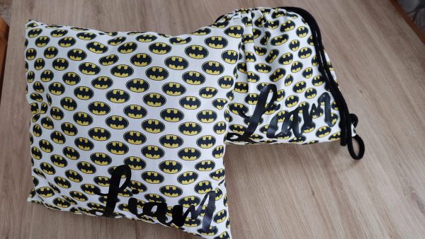 Conjunto de mochila y cojín