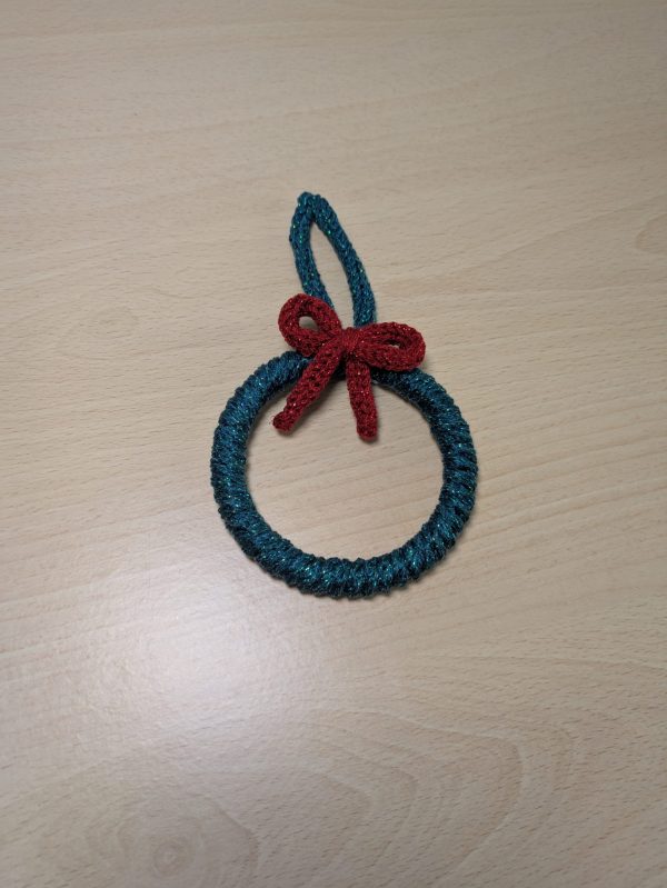 Adornos Navideños Personalizables con Tricotín – Diseño Artesanal y Único - Imagen 7
