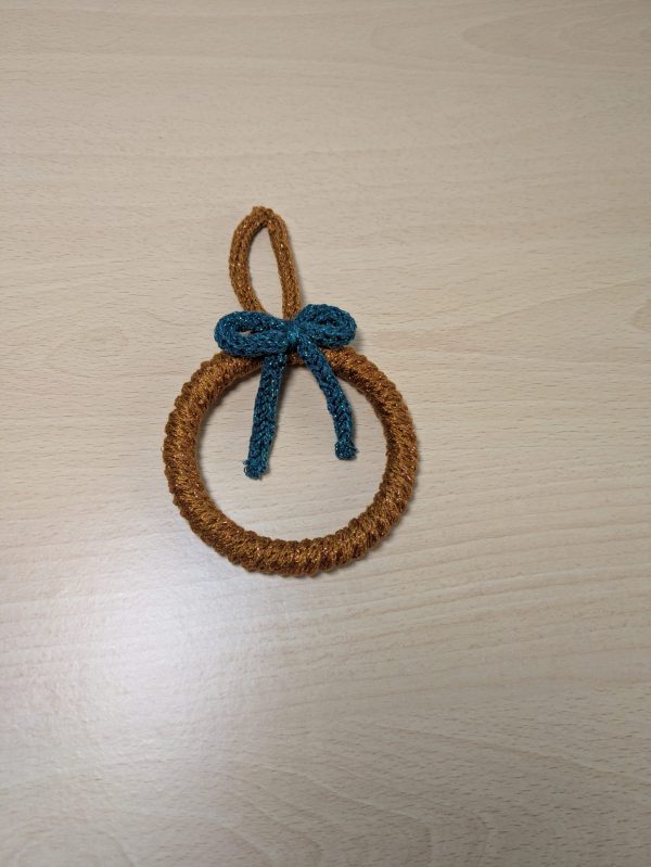 Adornos Navideños Personalizables con Tricotín – Diseño Artesanal y Único - Imagen 10