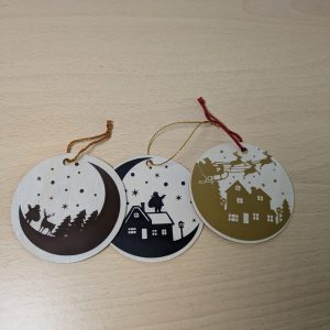Adorno navideño de madera personalizado