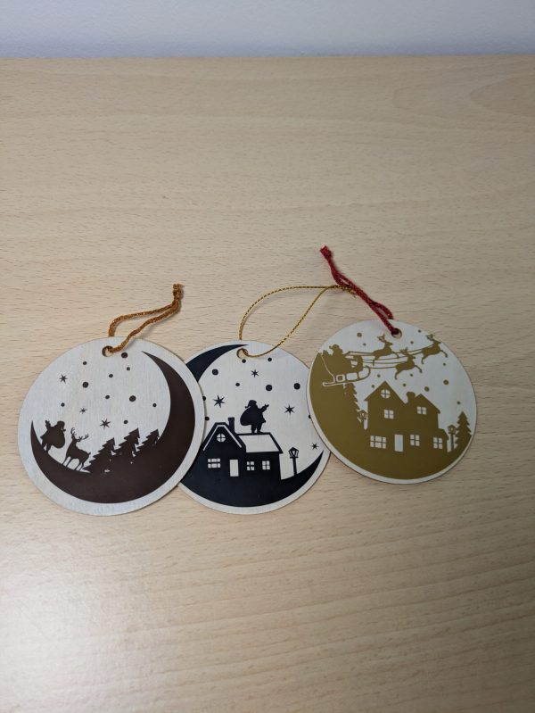 Adorno navideño de madera personalizado