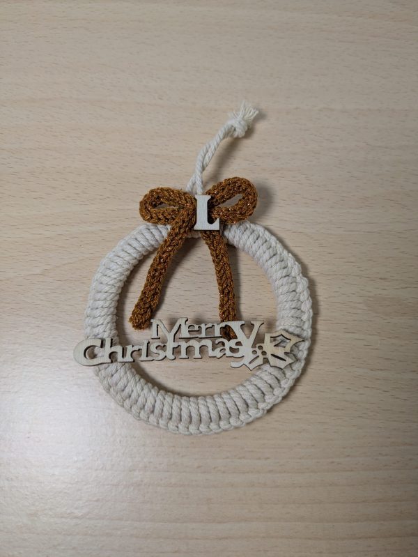 Adornos Navideños Hechos con Macramé – Decoración Artesanal y Elegante - Imagen 4