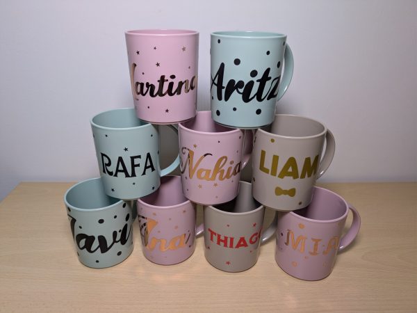 Taza de plastico personalizada